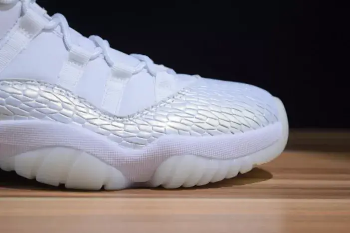 GoodFit 6257 Air Jordan 11 Low Heiress Frost White 897331-100 