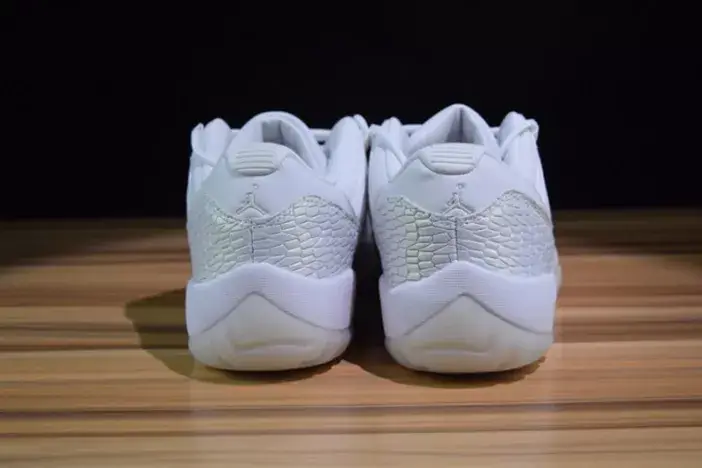 GoodFit 6257 Air Jordan 11 Low Heiress Frost White 897331-100 