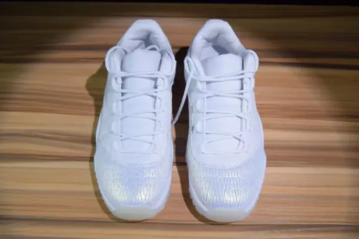 GoodFit 6257 Air Jordan 11 Low Heiress Frost White 897331-100 