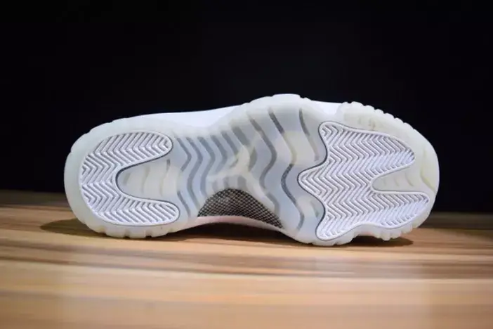GoodFit 6257 Air Jordan 11 Low Heiress Frost White 897331-100 