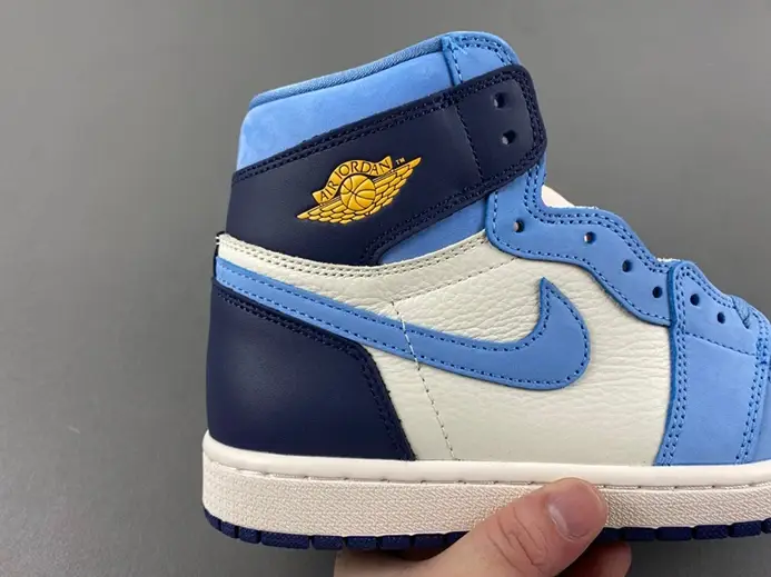 GoodFit 7038 Jordan 1 High OG First in Flight (Women's)  FD2596-400 