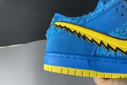 Grateful Dead x Nike SB Dunk Low Blue CJ5378-400 Vibrant 6766 