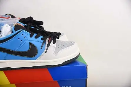 Instant Skateboard x Nike SB Dunk Low CZ5128-400 StreetReady 7281 