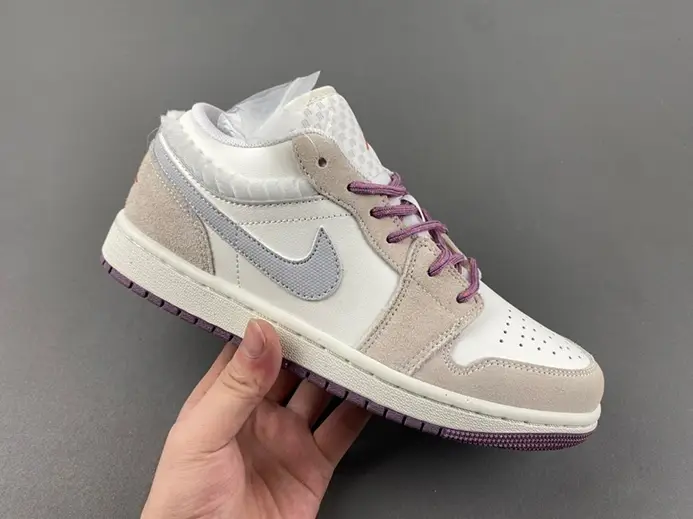 Jordan 1 Low FQ8094-100 Minimalist 3920 