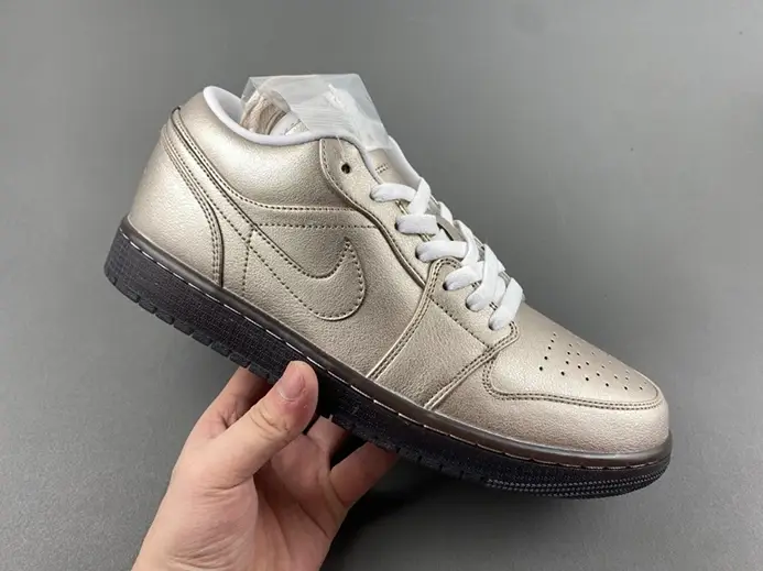 Jordan 1 Low SE Metallic Zinc HQ3529-099 Cozy 3737 