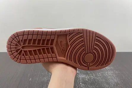 Jordan 1 Low Sky J Orange  DC0774-080 Resilient 4698 