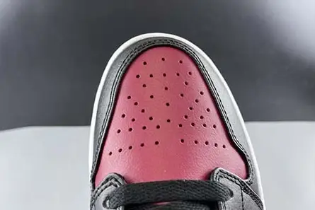 Jordan 1 Mid 554724-066 SportInspired 9806 