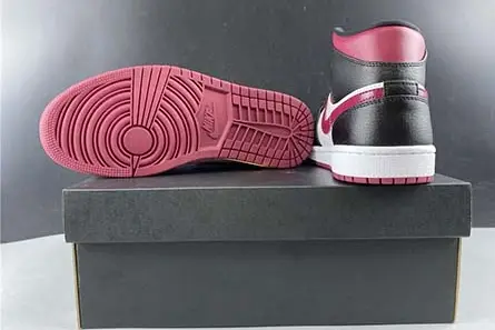 Jordan 1 Mid 554724-066 SportInspired 9806 