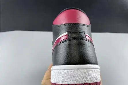 Jordan 1 Mid 554724-066 SportInspired 9806 