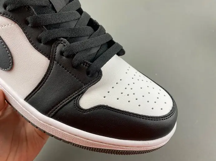 Jordan 1 Mid Black White Iron Grey  DQ8426-001 Minimalist 3933 