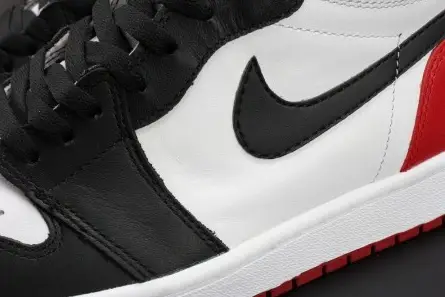 Jordan 1 Retro Black Toe 555088-125 Comfortable 5888 