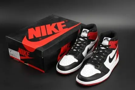 Jordan 1 Retro Black Toe 555088-125 Comfortable 5888 