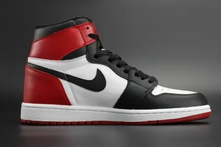 Jordan 1 Retro Black Toe 555088-125 Comfortable 5888 