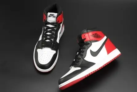 Jordan 1 Retro Black Toe 555088-125 Comfortable 5888 