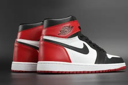 Jordan 1 Retro Black Toe 555088-125 Comfortable 5888 