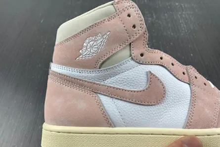 Jordan 1 Retro High OG Atmosphere Pink (Women's)  FD2596-600 GoAnywhere 9701 
