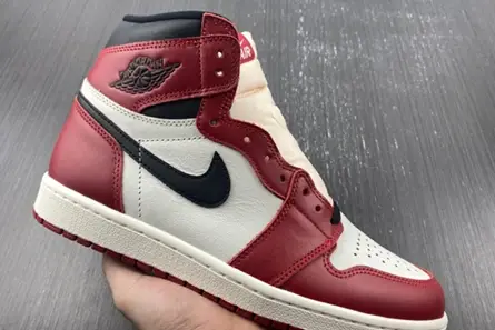 Jordan 1 Retro High OG Lost and Found DZ5485-612 Timeless 1633 