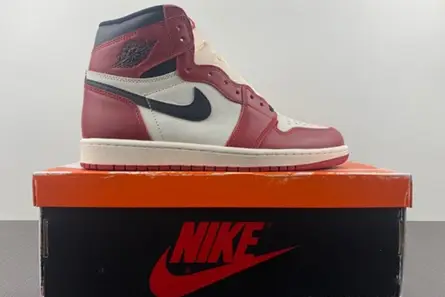 Jordan 1 Retro High OG Lost and Found DZ5485-612 Timeless 1633 