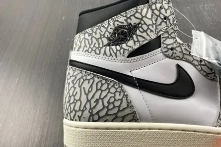 Jordan 1 Retro High OG White Cement  DZ5485-052 ModernLook 1989 
