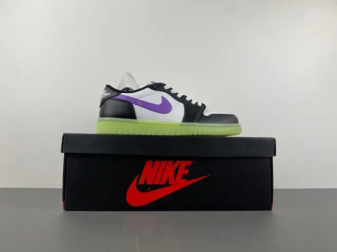 Jordan 1 Retro Low OG Black Raspberry  HF0410-001 Unique 3256 