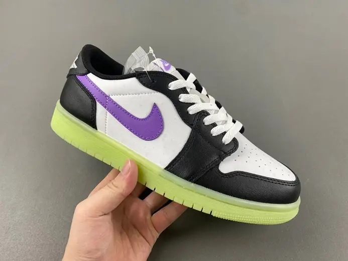 Jordan 1 Retro Low OG Black Raspberry  HF0410-001 Unique 3256 