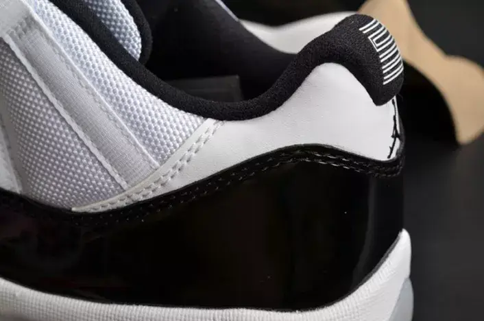 Jordan 11 Retro Low Concord 528895-153 Trendy 7634 