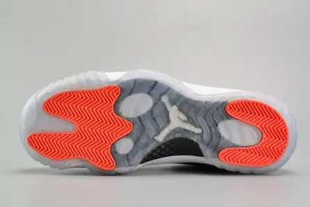 Jordan 11 Retro Low Infrared 528895-023 Sleek 9776 