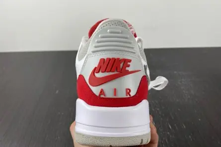 Jordan 3 Retro Tinker White University Red CJ0939-100 Vibrant 3399 