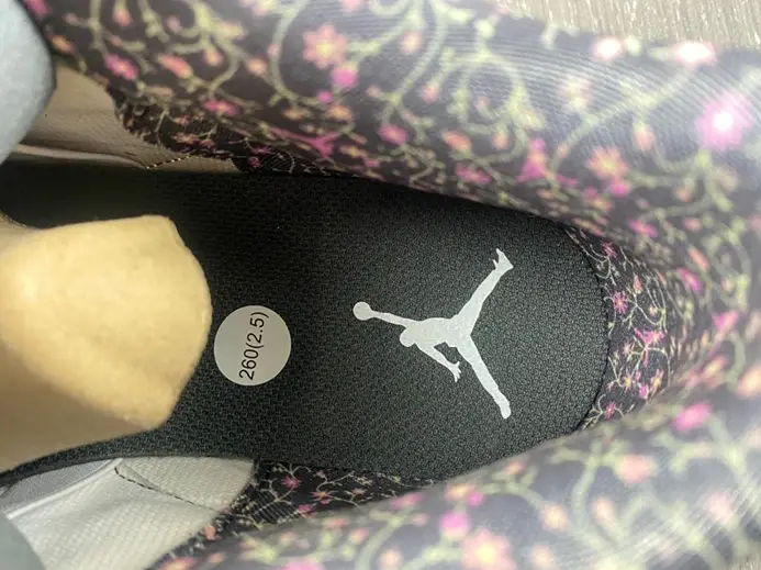 Jordan 3 Retro Vintage Floral (GS)  441140-100 Soft 2537 