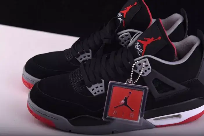 Jordan 4 Retro Black Cement 308497-089 Trendsetting 7209 