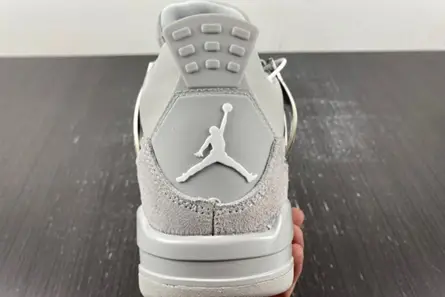 Jordan 4 Retro Frozen Moments  AQ9129-001 Modern 3714 