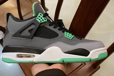 Jordan 4 Retro Green Glow  308497-033 NewStyle 3439 