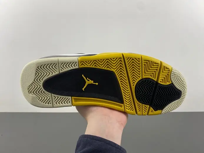 Jordan 4 Retro Vivid Sulfur (Women's)  AQ9129-101 Fashionable 9406 