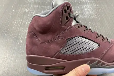 Jordan 5 Retro Burgundy (2023)  DZ4131-600 DailyWear 8454 