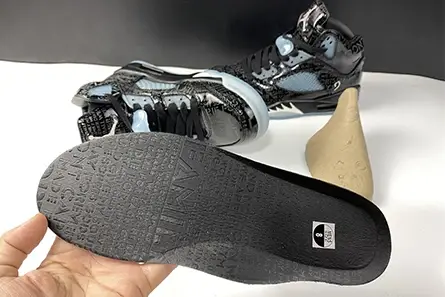 Jordan 5 Retro Doernbecher 633068-010 Lightweight 9689 