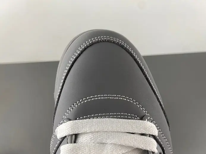 Jordan 5 Retro Wolf Grey  136027-005 Versatile 5507 