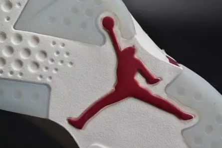 Jordan 6 Retro Maroon 384664-116 Efficient 2932 