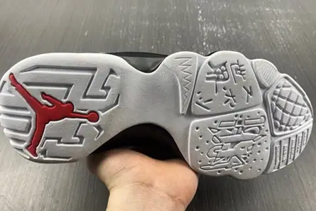 Jordan 9 Retro OG (2016)  302370-112 Modern 3927 