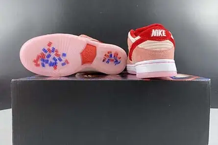 Lightweight 5714 Nike Dunk SB Low CT2552-800 