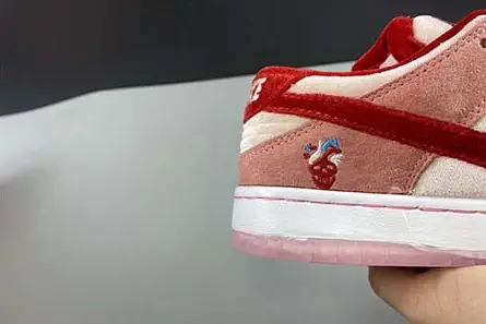 Lightweight 5714 Nike Dunk SB Low CT2552-800 