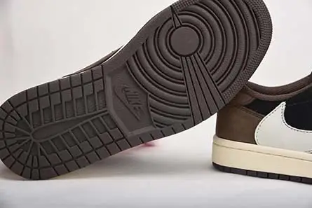Lightweight 7531 TRAVIS SCOTT AIR JORDAN 1 LOW DARK MOCHA CQ4277-001 