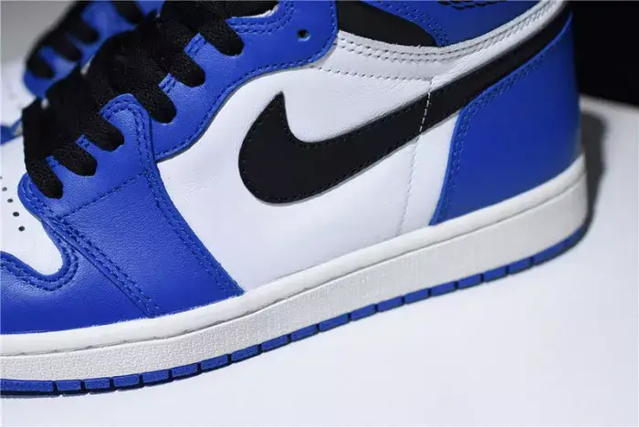 Minimalist 327 Jordan 1 Retro High Game Royal 555088-403 