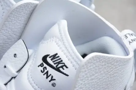 Modern 1012 Air Force 1 High PSNY - Nike - AO9292-101 
