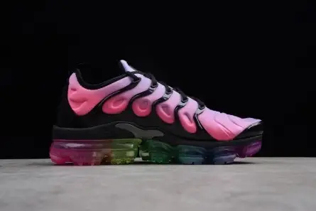 Modern 1529 Nike Air VaporMax Plus Be True AR4791-500 