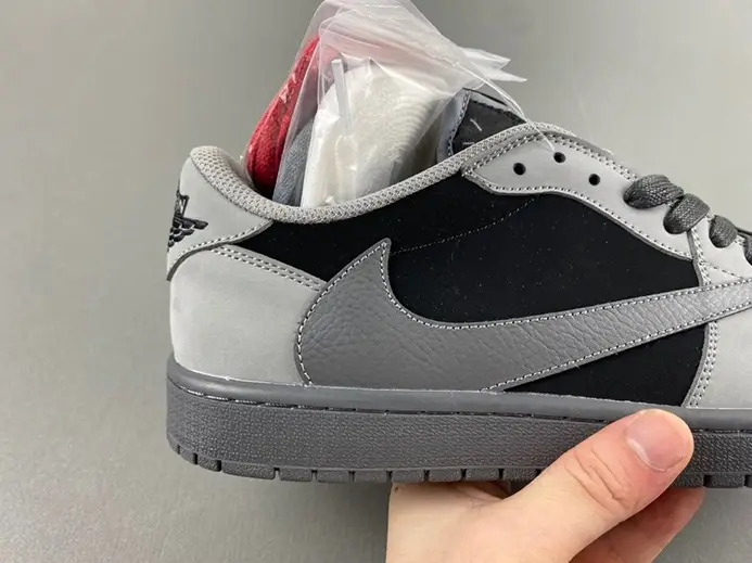 Modern 5356 Travis Scott x Air Jordan 1 DM7866-775 