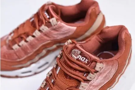 Modern 9278 Nike Wmns Air Max 95 Lx AA1103-201 
