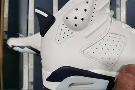ModernLook 1746 Jordan 6 Retro Midnight Navy  CT8529-141 