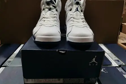 ModernLook 1746 Jordan 6 Retro Midnight Navy  CT8529-141 