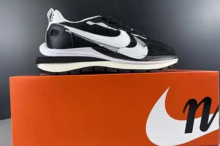 ModernLook 197 Sacai x Nike Pegasua Vaporfly Black White CI9928 001  BFEAB873