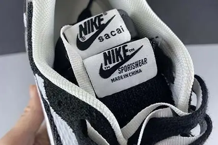 ModernLook 197 Sacai x Nike Pegasua Vaporfly Black White CI9928 001 